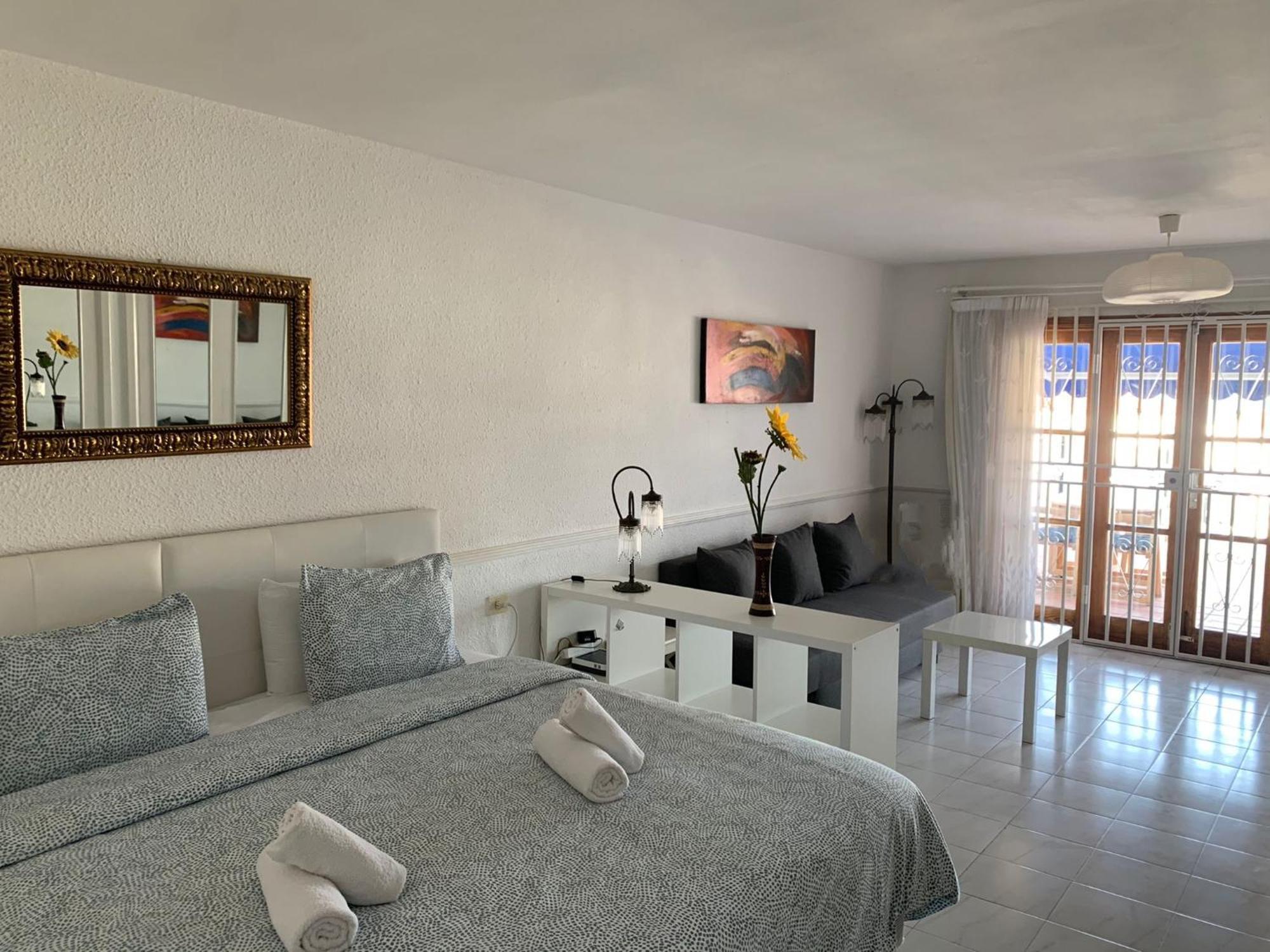 Porto Royale Apartment Los Cristianos  Ngoại thất bức ảnh